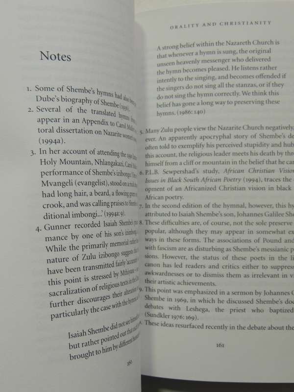 Voicing The Text: South African Oral Poetry And Performance - Duncan Brown