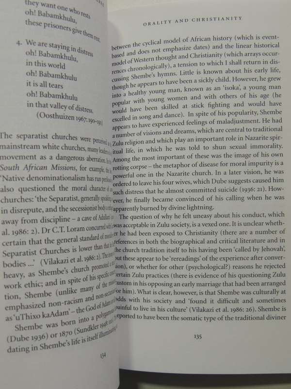 Voicing The Text: South African Oral Poetry And Performance - Duncan Brown