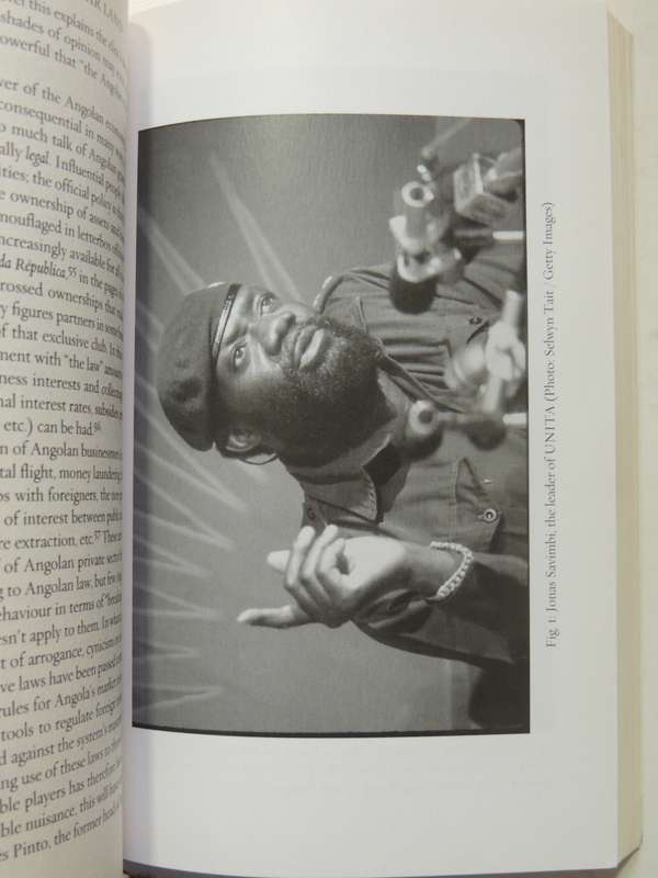 Magnificent And Beggar Land: Angola Since The Civil War - Ricardo Soares De Oliveira