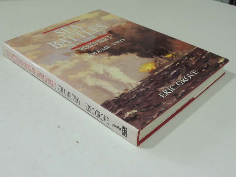 Sea Battles In Close-Up: World War 2 Volume 2 - Eric Grove