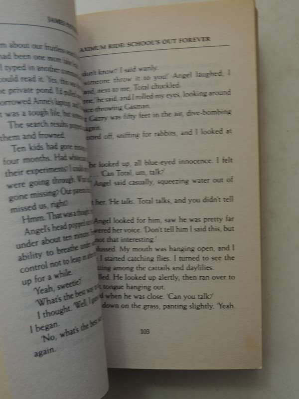 Maximum Ride 2: School's Out Forever- James Patterson