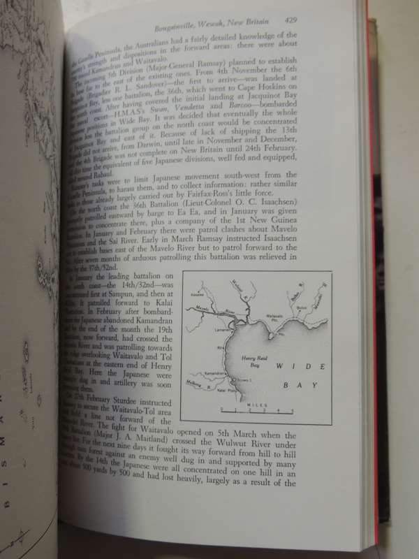 The Six Years War - A Concise History Of Australia In The 1939-45 War  Gavin Long