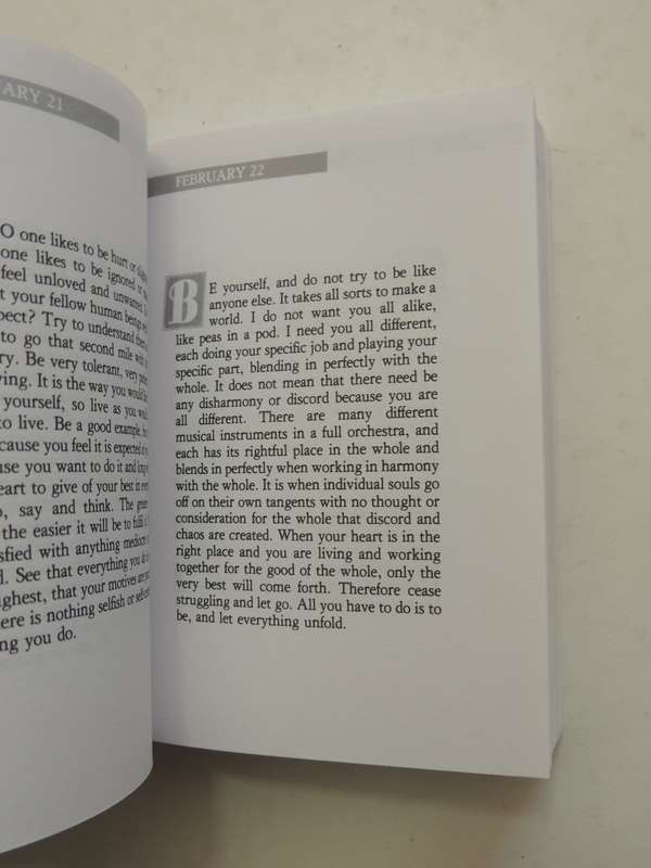 Opening Doors Within: 365 Daily Meditations - Eileen Caddy