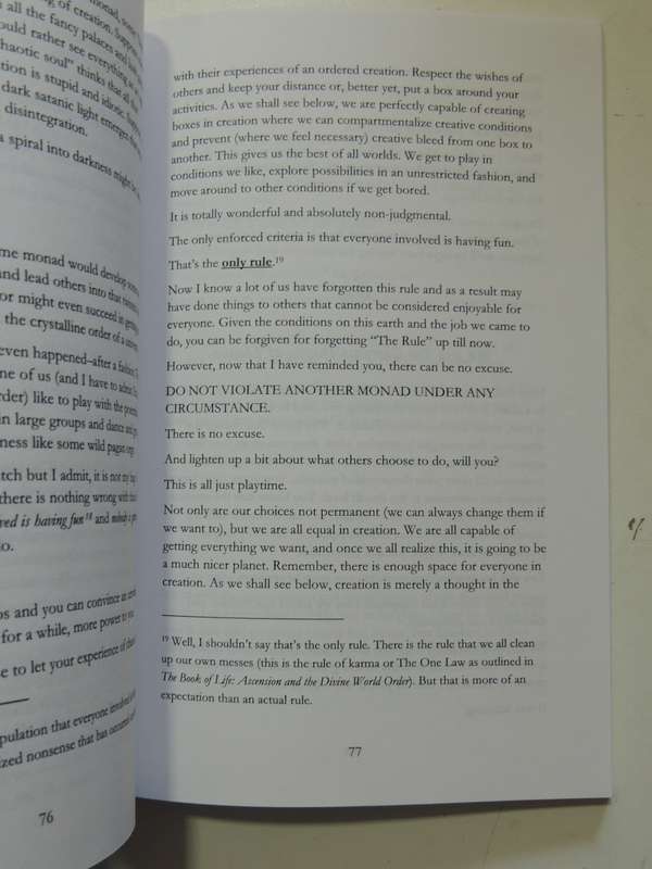The Book Of Light: The Nature Of God, Structure Of Consciousness &The Universe - Michael Sharp