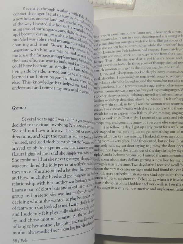 The Dark Goddess: Dancing With The Shadow - Marcia Starck & Gynne Stern