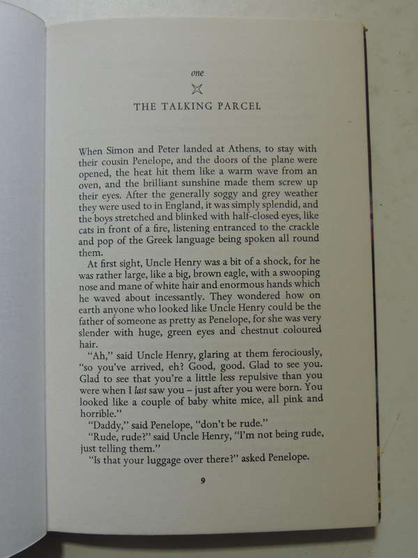 The Talking Parcel - Gerald Durrell       1st Edition 1974