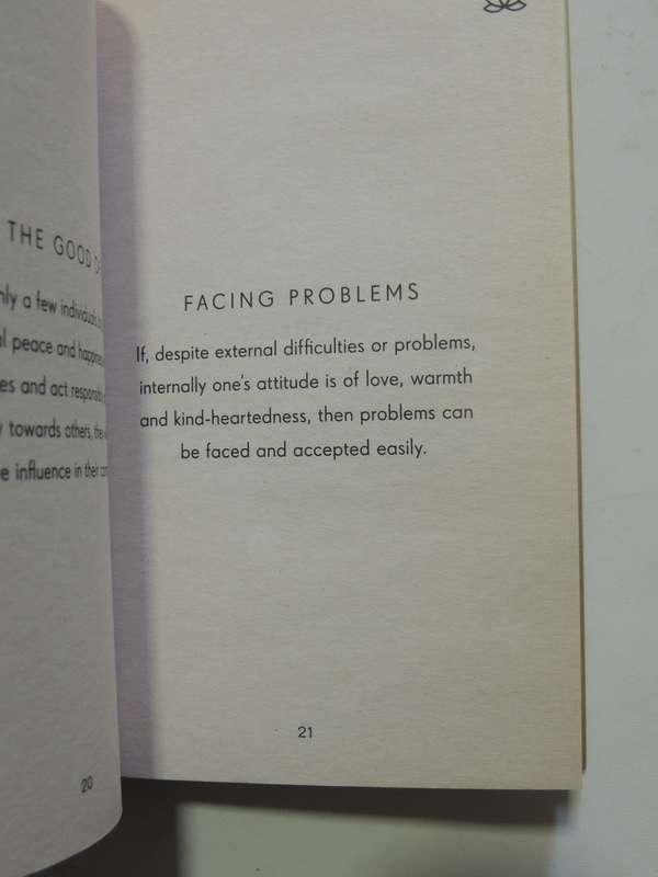 The Little Book Of Wisdom: Change Your Outlook One Day at a Time - His Holiness The Dalai Lama