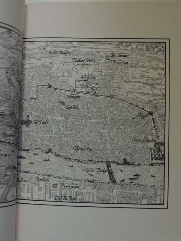 Fools and Mortals - Bernard Cornwell