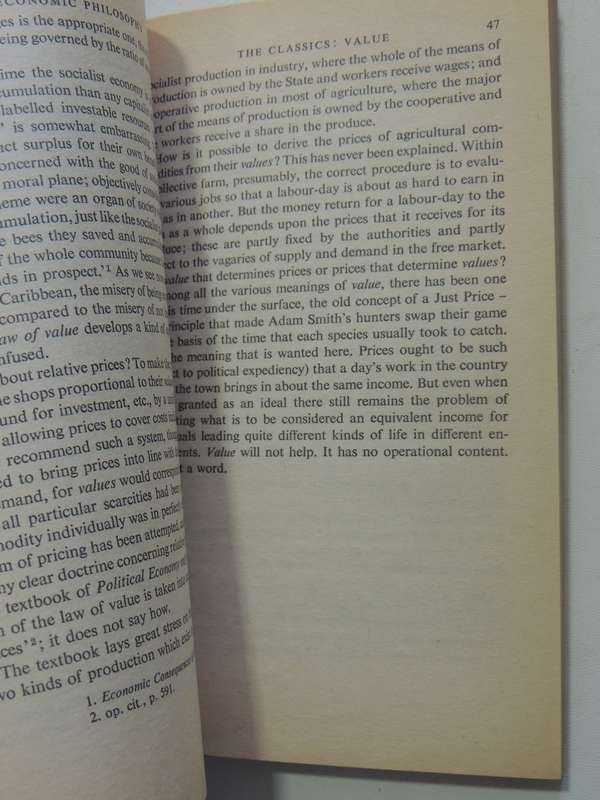 Economic Philosophy - Joan Robinson