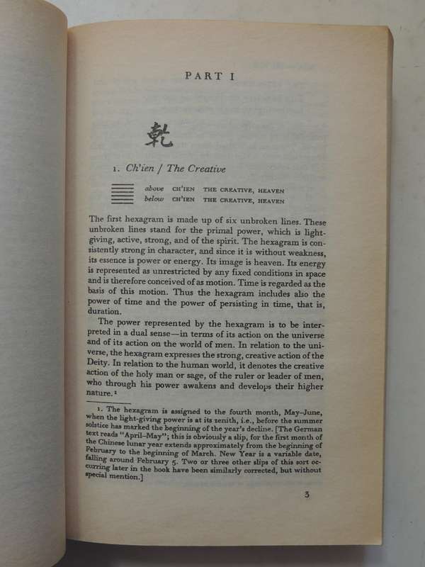 I Ching Or Book Of Changes- Richard Wilhelm