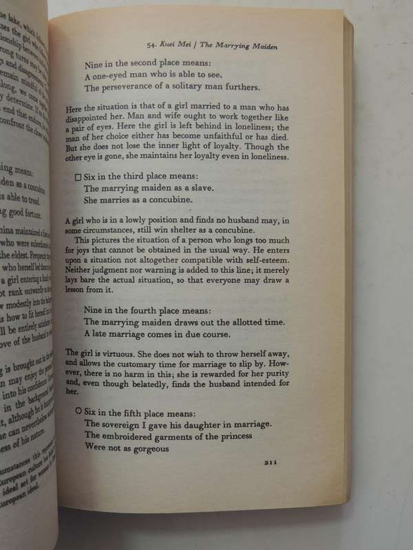 I Ching Or Book Of Changes- Richard Wilhelm