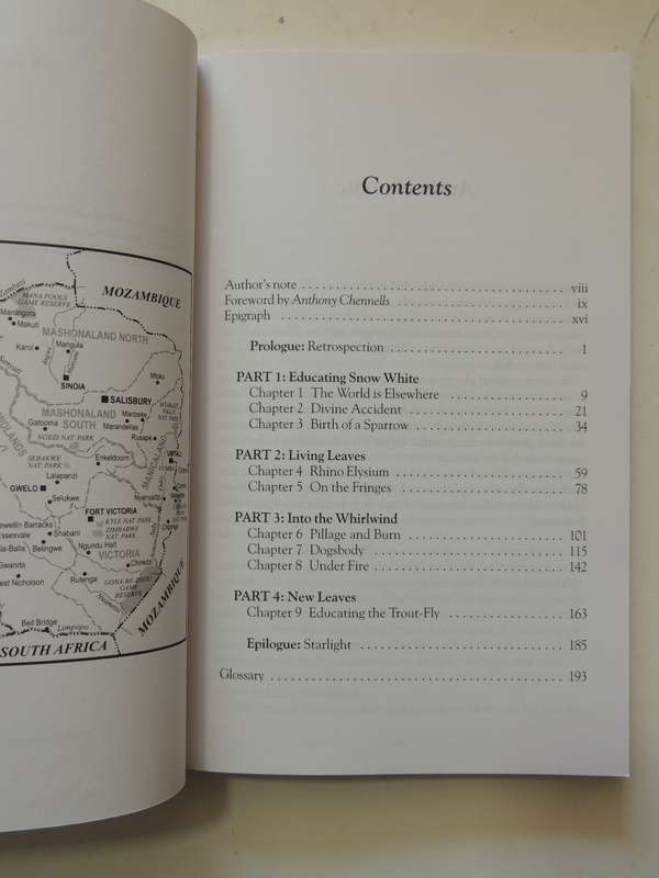 Dead Leaves - Two Years In The Rhodesian WarDan Wylie