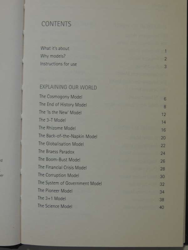 The Change Book: Fifty Models To Explain How Things Happen - Mikael Krogerus & Roman Tschappeler