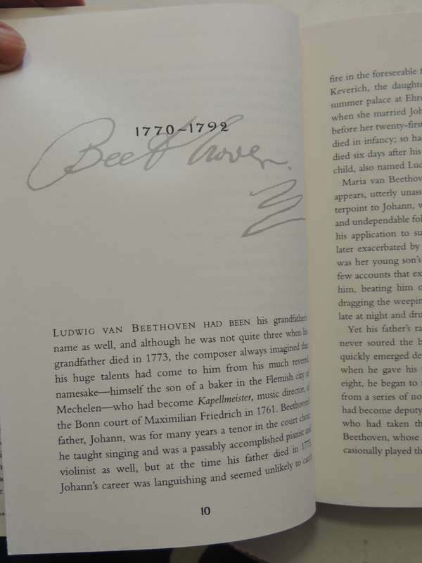 Beethoven's Hair: An Extraordinary Historical Odyssey And A Scientific Mystery Solved -Russel Martin