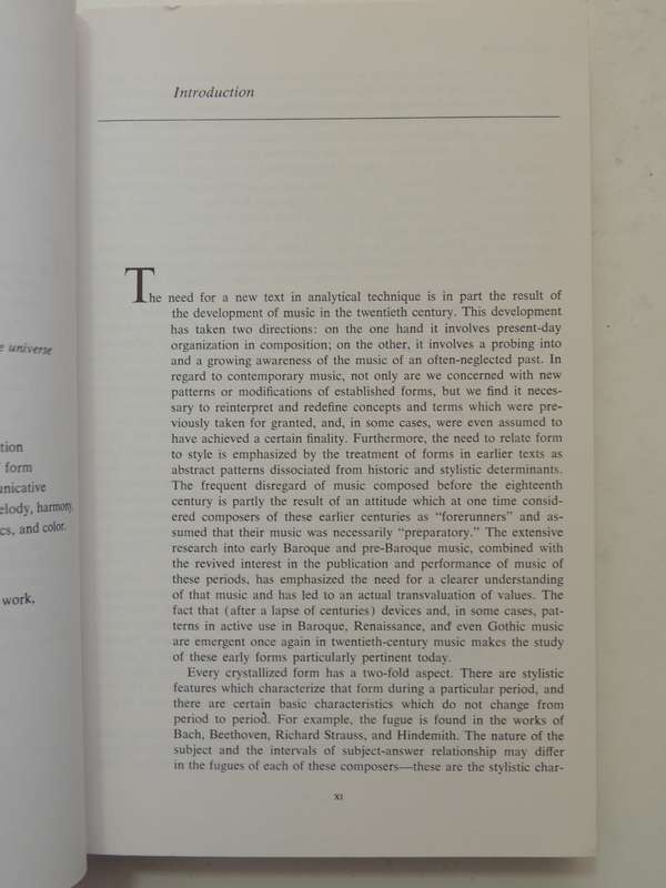 Structure And Style: The Study And Analysis Of Musical Forms - Leon Stein
