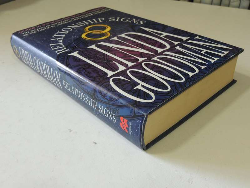 Linda Goodman's Relationship Signs - Linda Goodman        Hard Cover