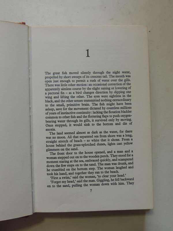 Jaws - Peter Benchley - FIRST UK EDITION 1974