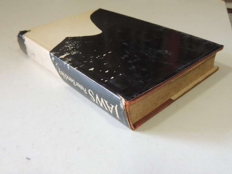 Jaws - Peter Benchley - FIRST UK EDITION 1974