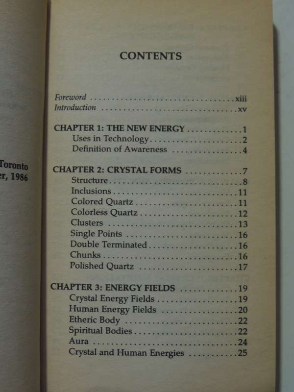 Crystal Awareness (Llewellyn's New Age) - Catherine Bowman