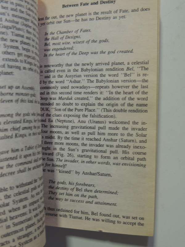 The Cosmic Code: The Earth Chronicles Book VI - Zecharia Sitchin