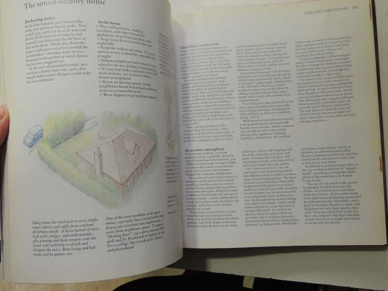 The Natural House Book: Creating A Healthy, Harmonious And Ecologically Sound Home- David Pearson