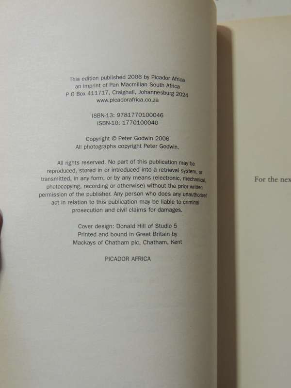 When a Crocodile Eats the Sun - Peter Godwin