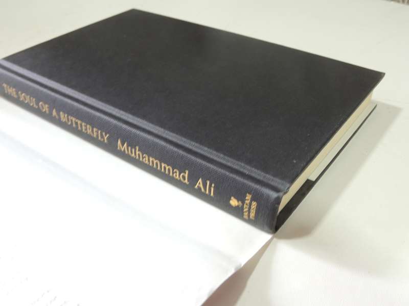 The Soul Of A Butterfly: Reflections On Life's JourneyMuhammad Ali & Hanna Yasmeen Ali
