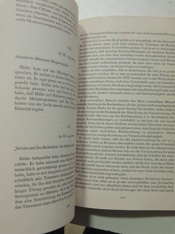 Hitler's Tischgesprache In Fuhrerhauptquartier - Dr. Henry Picker         In German Language