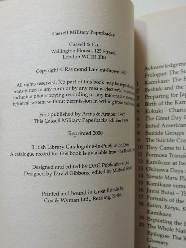 Kamikaze - Japan's Suicide Samurai  Raymond Lamont-Brown