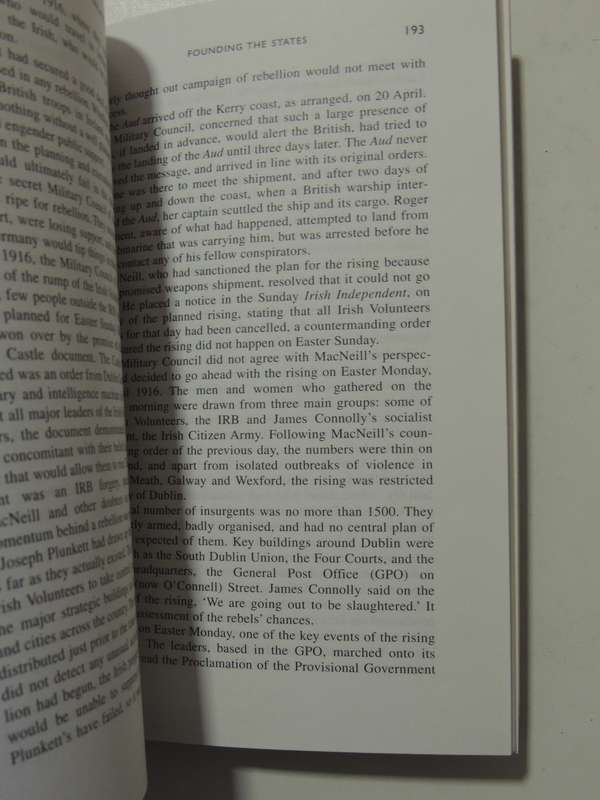 A History Of Ireland - Mike Cronin