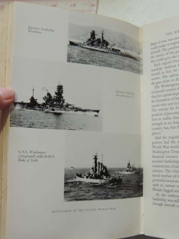 The Thunder Of The Guns - A Century Of Battleships   Cpt. Donald Macintyre