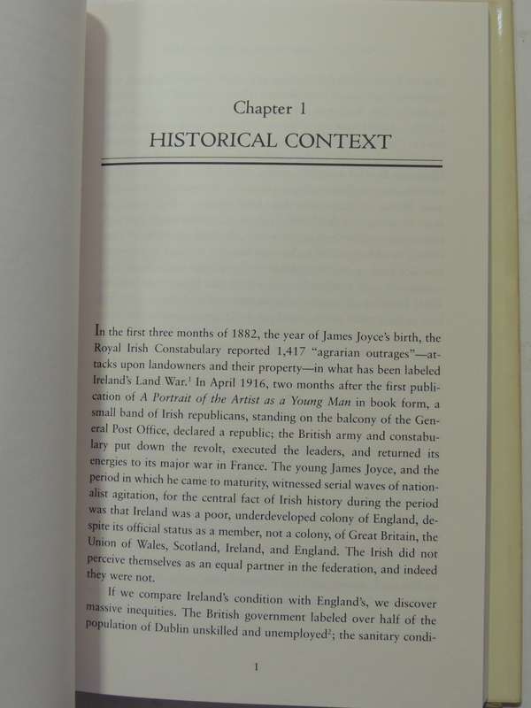 A Portrait Of The Artist As A Young Man: Voices Of The Text - Marguerite Harkness