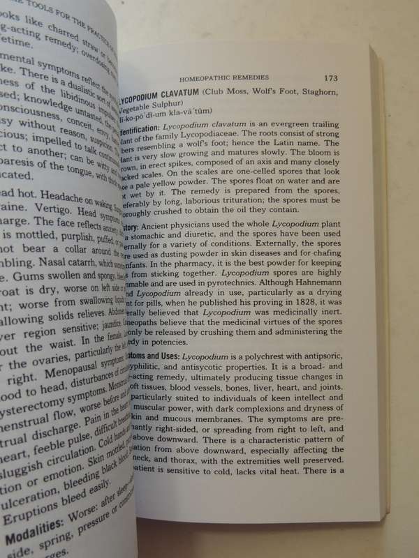 The Complete Book Of Homeopathy - Dr. Michael Weiner