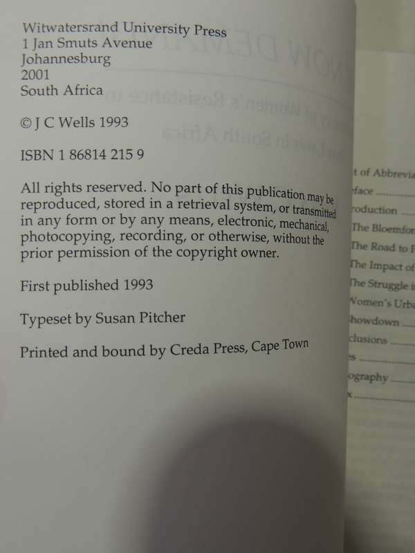 We Now Demand!: The History Of Women's Resistance To Pass Laws In South Africa - Julia C Wells