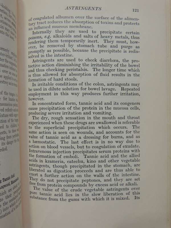Materia Medica Pharmacy, Pharmacology and Therapeutics - William Hale-White 24th Edition 1939