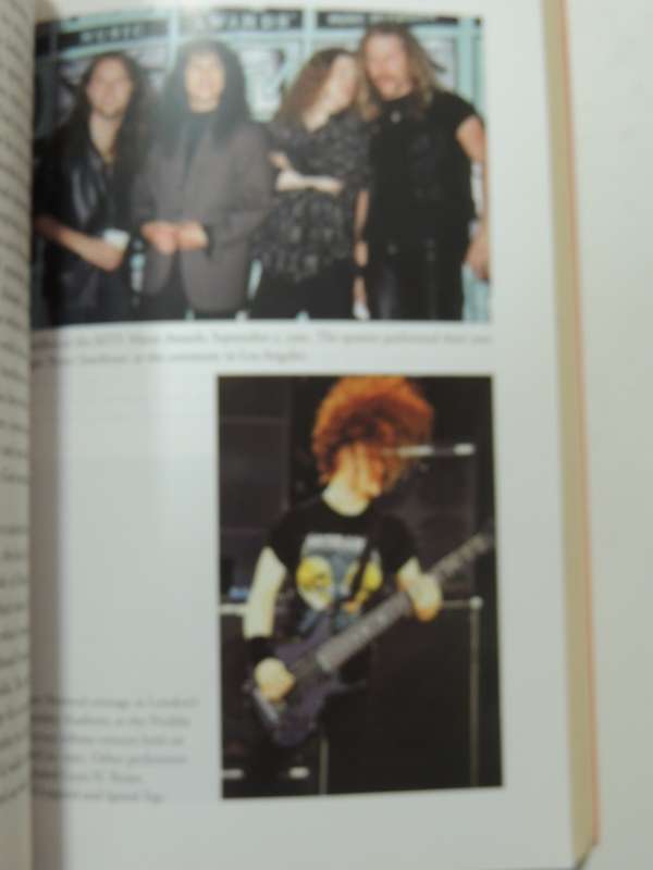 Into The Black: The Inside Story Of Metallica 1991-2014- Paul Brannigan & Ian Winwood