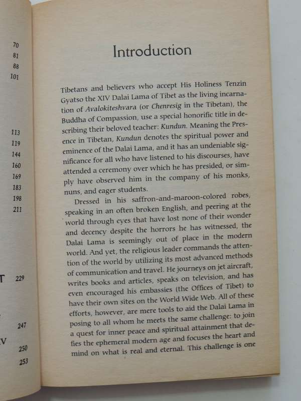 The Dalai Lama's Book of Wisdom, Insights on Daily Living, Compassion & Justice -Ed Matthew E Bunson
