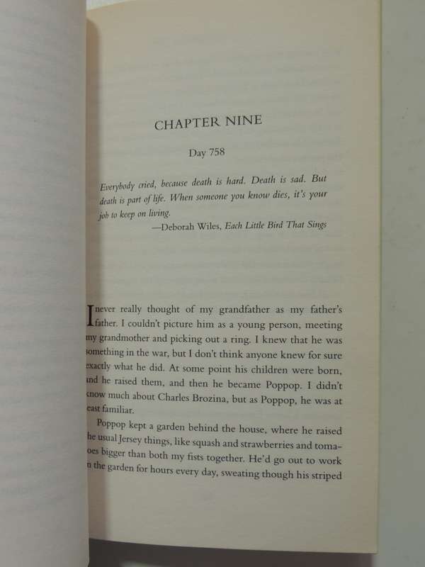 The Reading Promises: 3,218 Nights Of Reading With Father - Alice Ozma