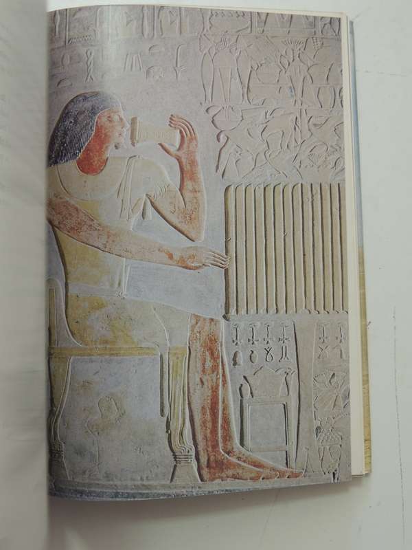 The World of the Pharaohs - Hans Baumann