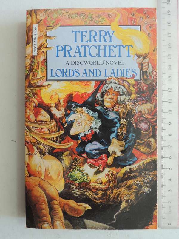 Lord and Ladies - Terry Pratchett