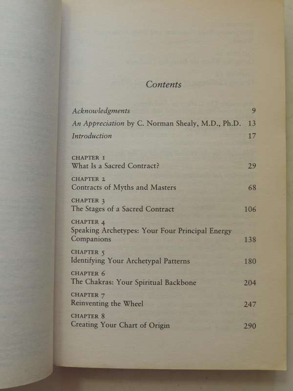 Sacred Contracts: Awakening Your Divine Potential - Caroline Myss, Ph.D.