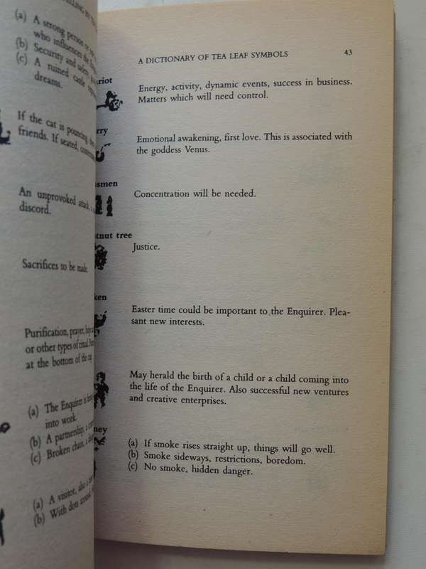 Fortune-Telling By Tea Leaves: A Practical Guide To The Ancient Art Of Tasseography- Sasha Fenton