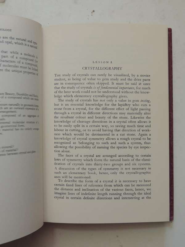 Practical Gemmology: A Study Of The Identification Of Gem-Stones, Pearls And Ornamental Minerals (3r
