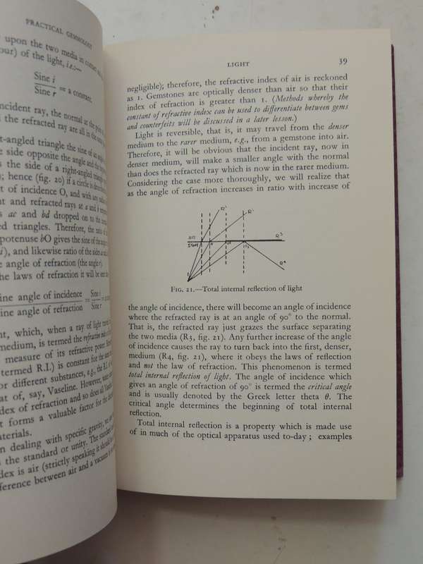 Practical Gemmology: A Study Of The Identification Of Gem-Stones, Pearls And Ornamental Minerals (3r
