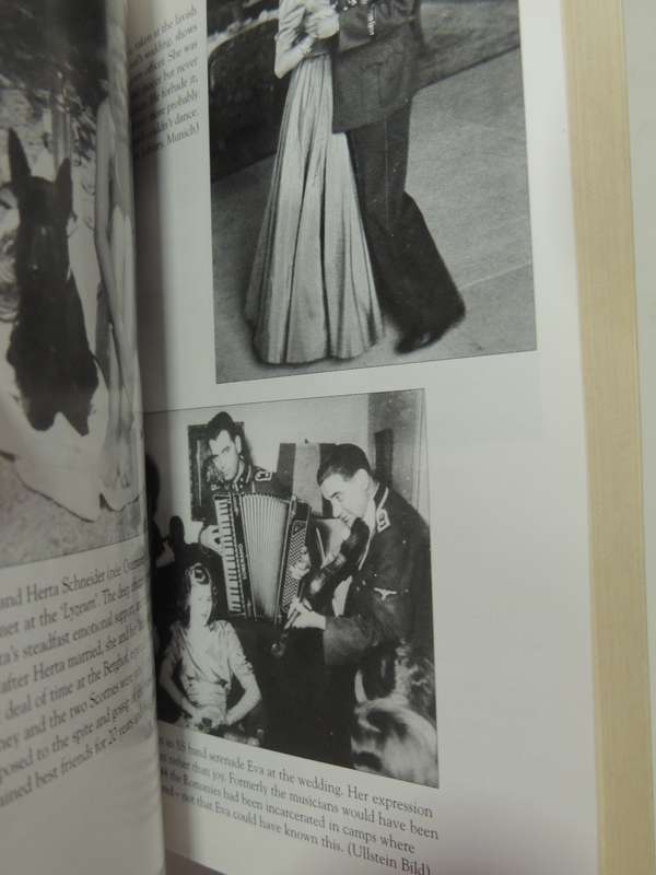 The Lost Life of Eva Braun- Angela Lambert