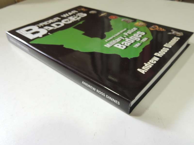 Border War badges a guide to SA Military & Police badges 1964-1994 -  Andrew Ross Dinnes  NEW!