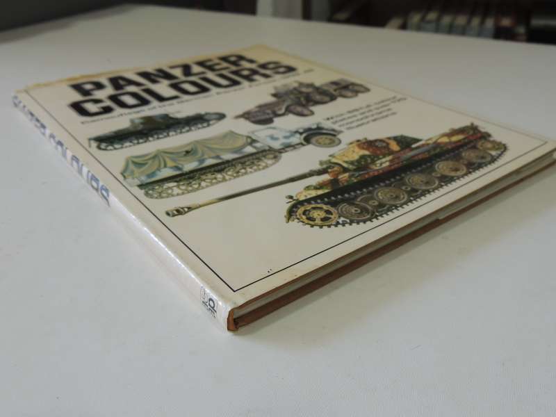 Panzer Colours- Camouflage Of The German Panzer Forces 1939-45  Bruce Culver & Bill Murphy