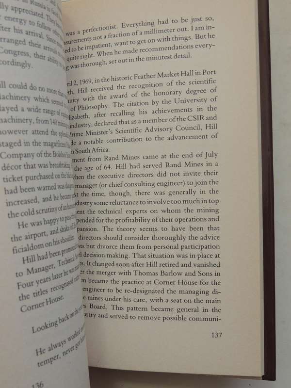 Probing The Frontiers: The Story Of Pinkie Hill - John Lang