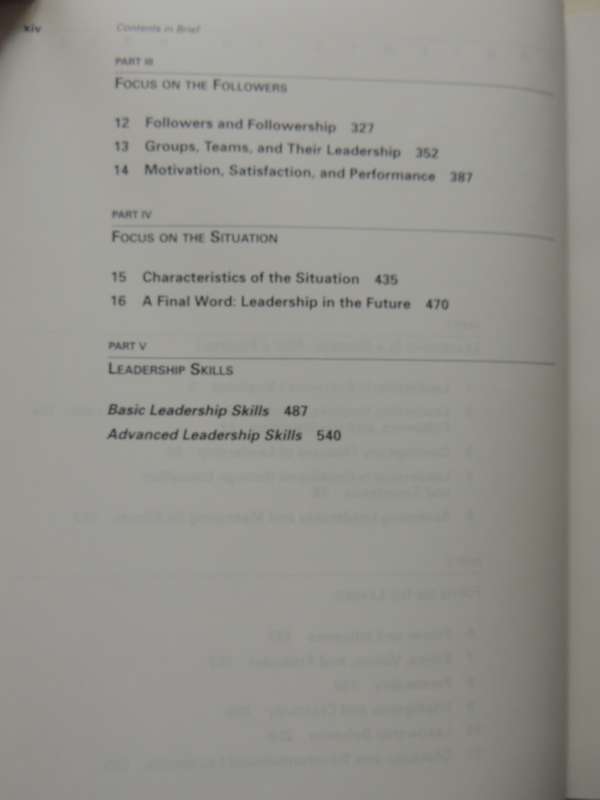 Leadership: Enhancing The Lessons Of Experience - Richard Hughes, Robert Ginnett, Gordon Curphy