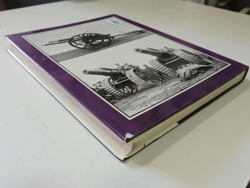 British Artillery Weapons & Ammunition 1914-1918  I.V. Hogg & L.F. Thurston